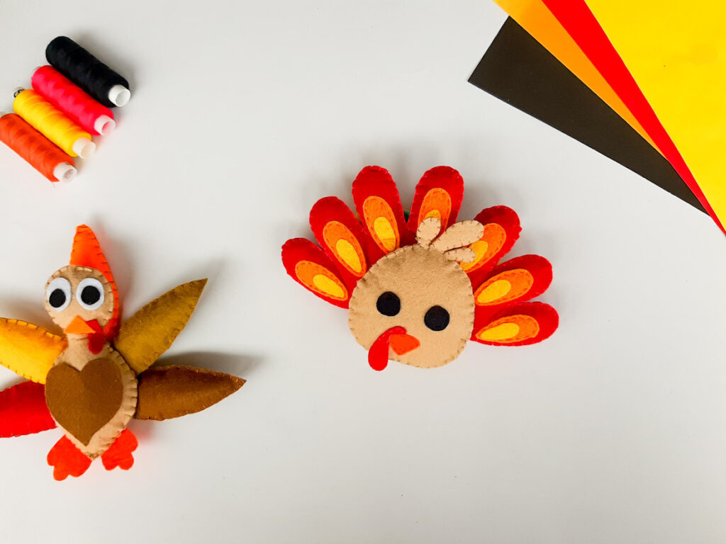 felt turkey plushie Cute Thanksgiving Turkey Craft for Kids felt turkey plushie