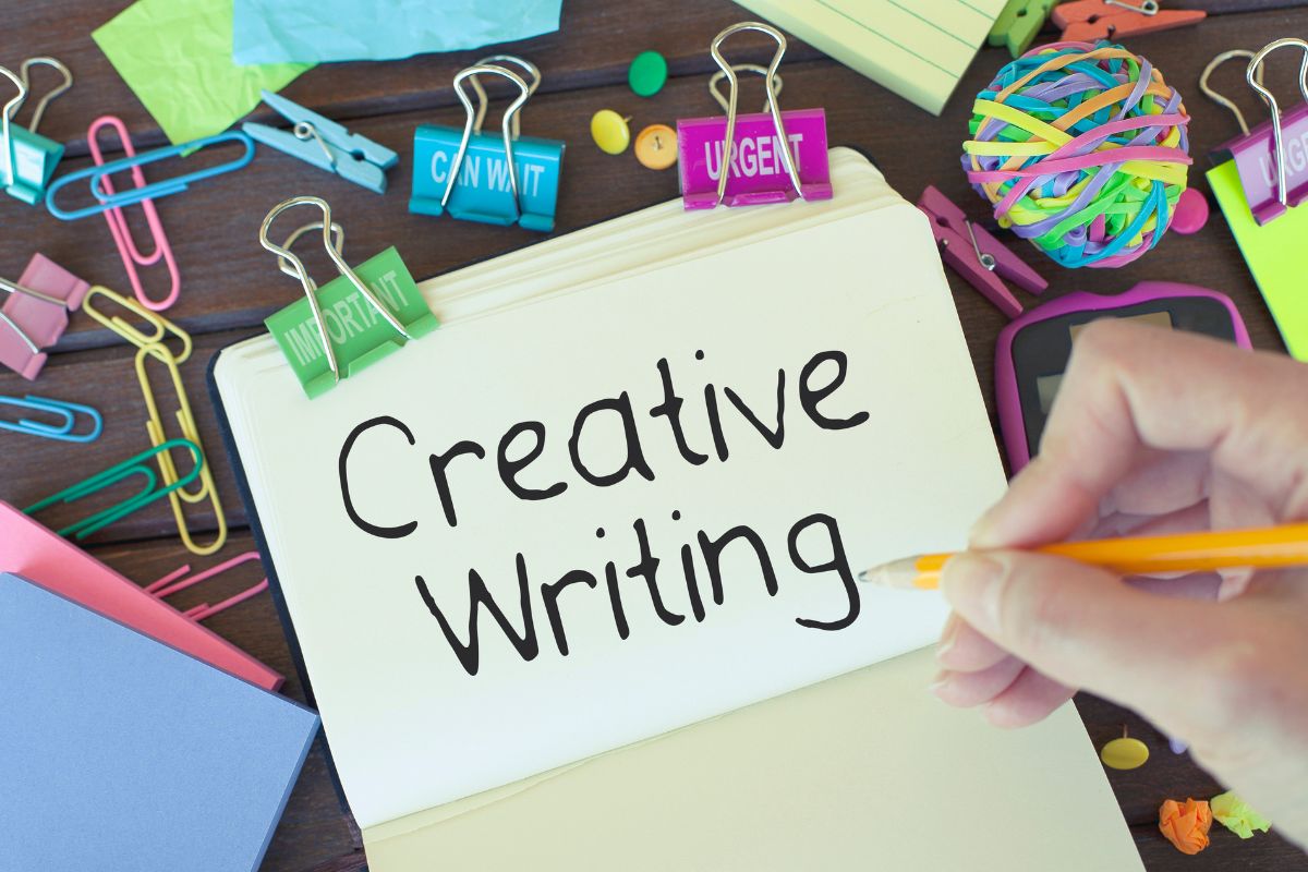 what do you do in creative writing class