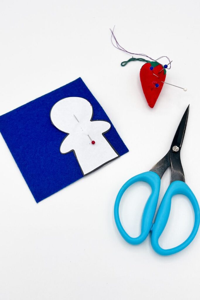 how to cut felt pattern pieces pin and cut method -